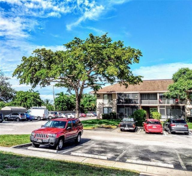 5825 Washington Street, Unit 40, Hollywood, FL 33023 Photo