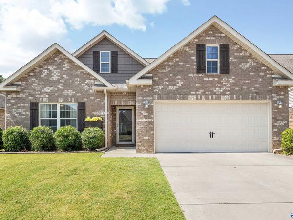 3011 Monterrey Drive SW, Decatur, AL 35603