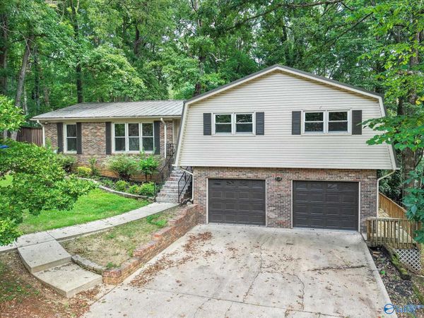2016 Orba Drive NE, Huntsville, AL 35811