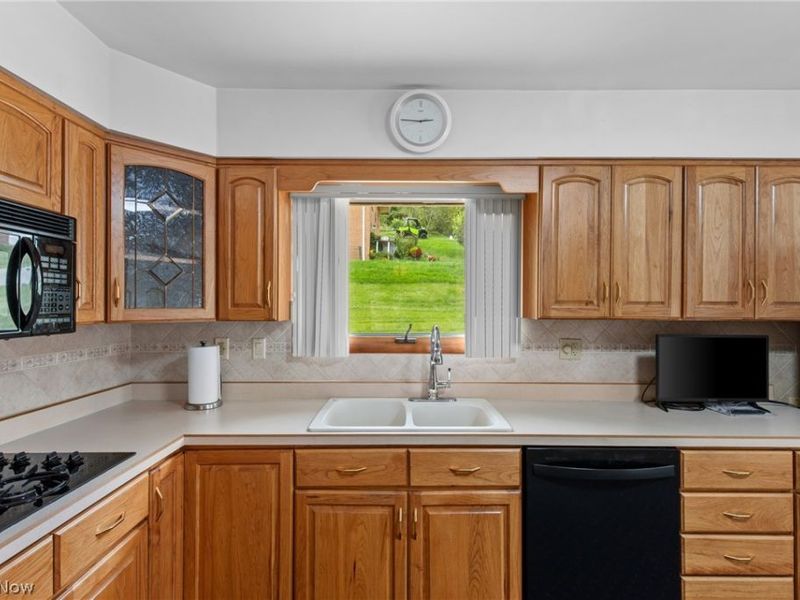405 N 10th Street, Martins Ferry, OH 43935 Photo 14