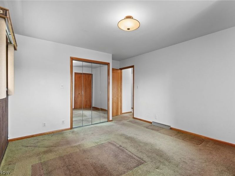 405 N 10th Street, Martins Ferry, OH 43935 Photo 23