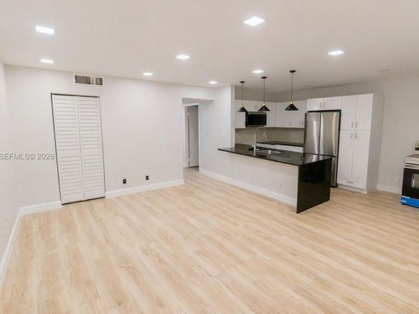 2100 Springdale Blvd , Unit 314, Palm Springs, FL 33461
