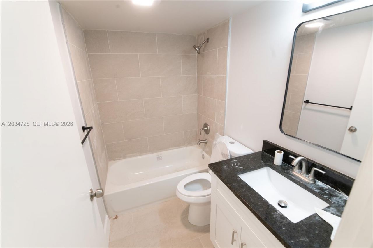 2100 Springdale Blvd , Unit 314, Palm Springs, FL 33461 Photo