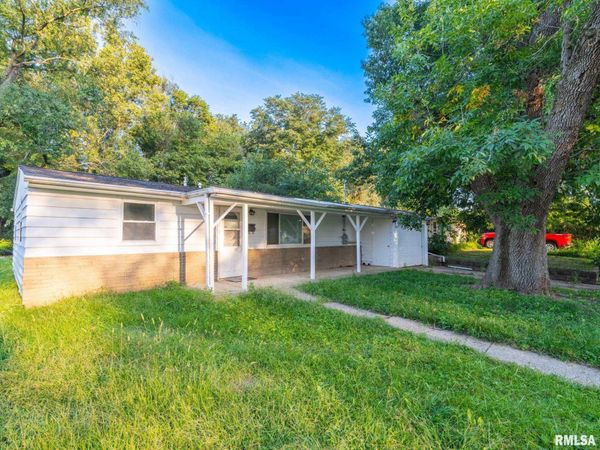 116 ORCHARD Avenue, Pekin, IL 61554