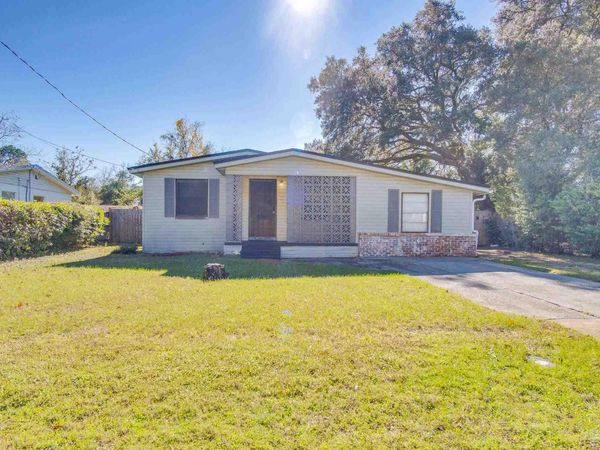 3411 W Yonge St, Pensacola, FL 32505