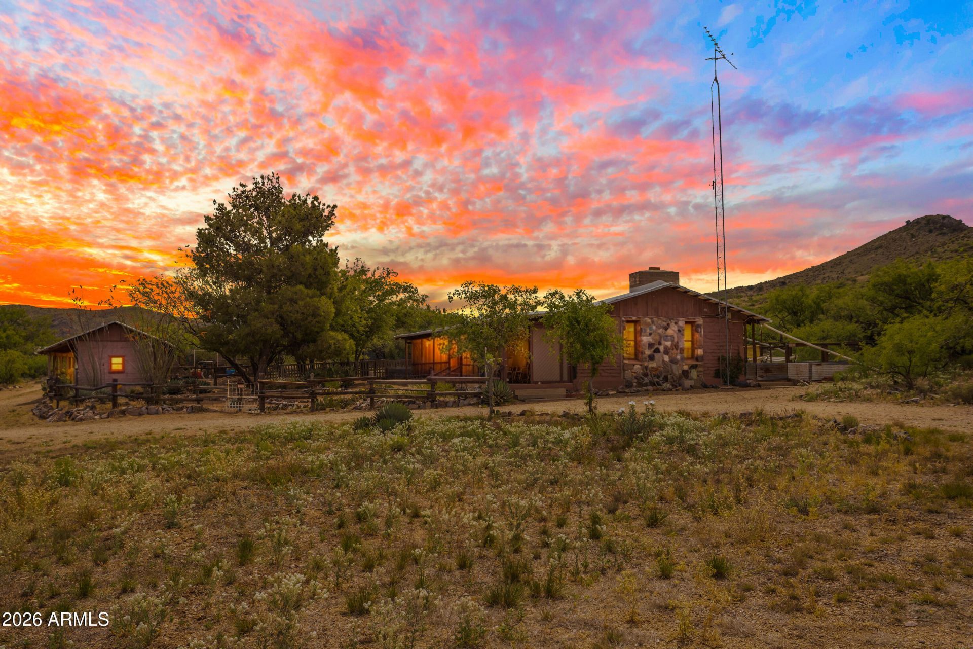 7101 E White Pacheco Street, Willcox, AZ 85643