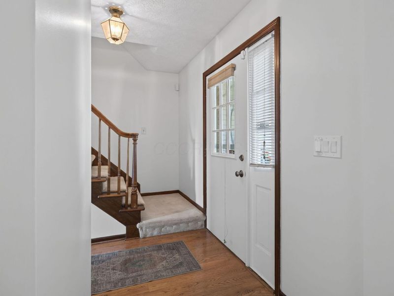 1691 Ramblewood Avenue, Columbus, OH 43235 Photo 5