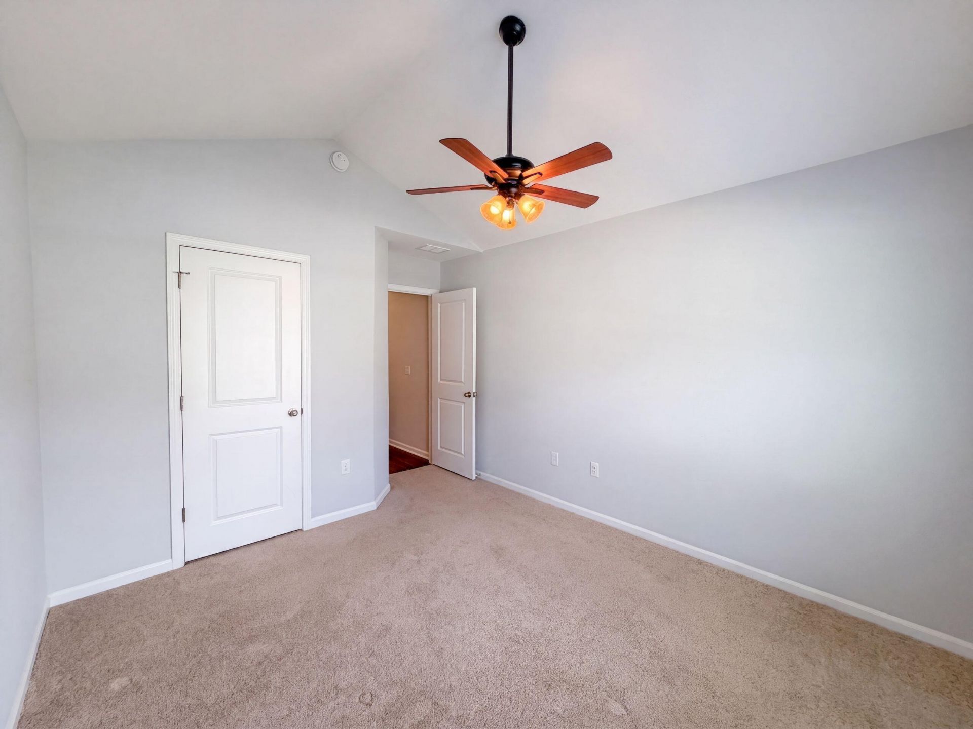 157 Alpine Road Photo 10