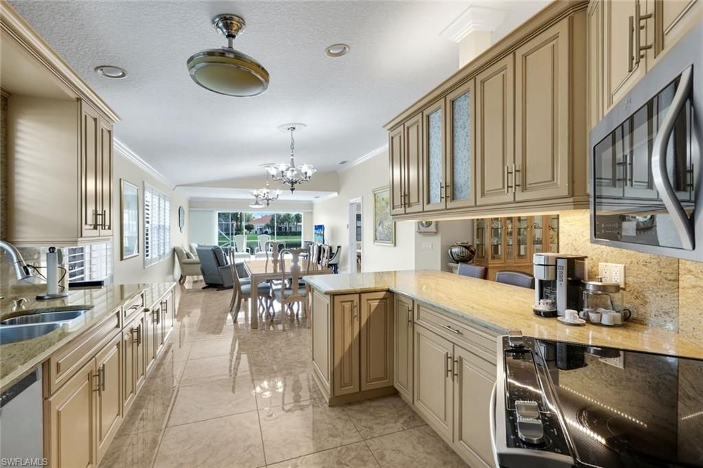 5808 Drummond Way, Naples, FL 34119 Photo