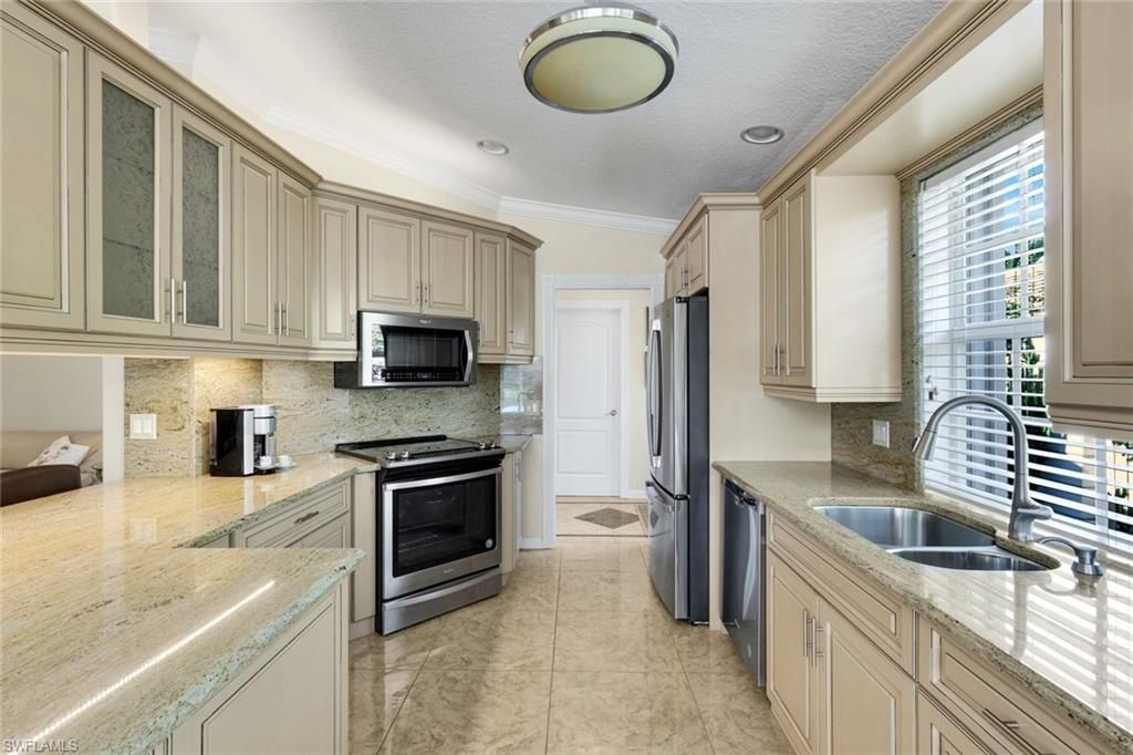 5808 Drummond Way, Naples, FL 34119 Photo