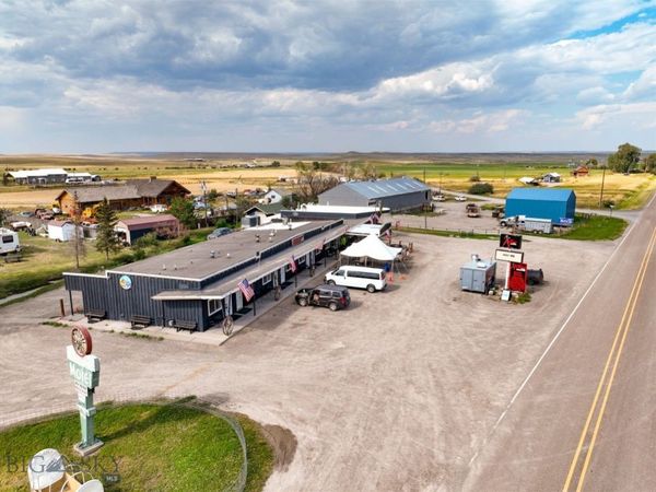 956 N US Highway 287 , Augusta, MT 59410