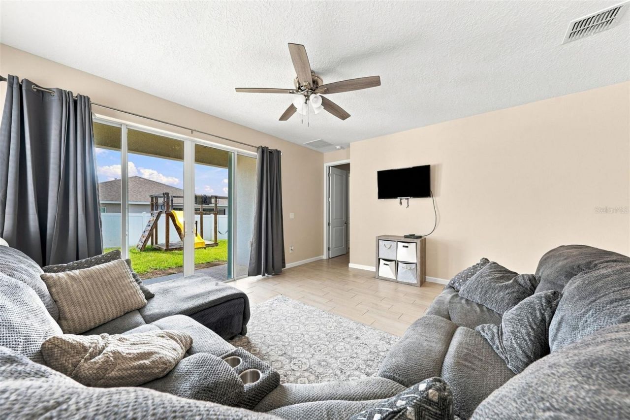 1530 Sugarbelle Circle, Mascotte, FL 34753 Photo