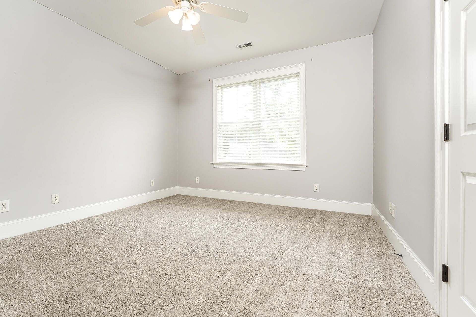 3302 Porchview Place Photo 15