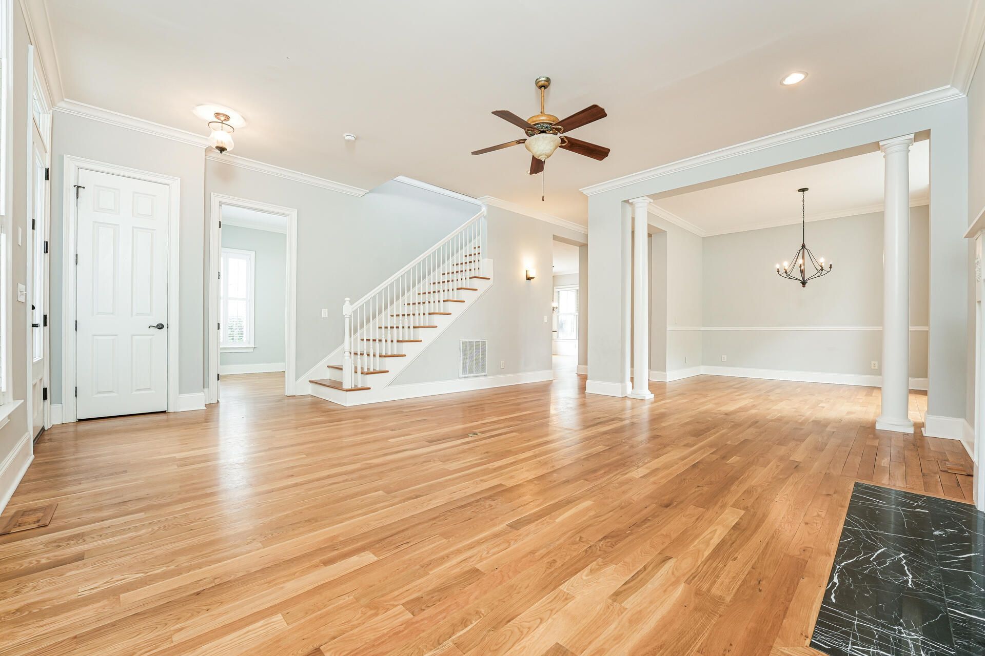 3302 Porchview Place Photo 9