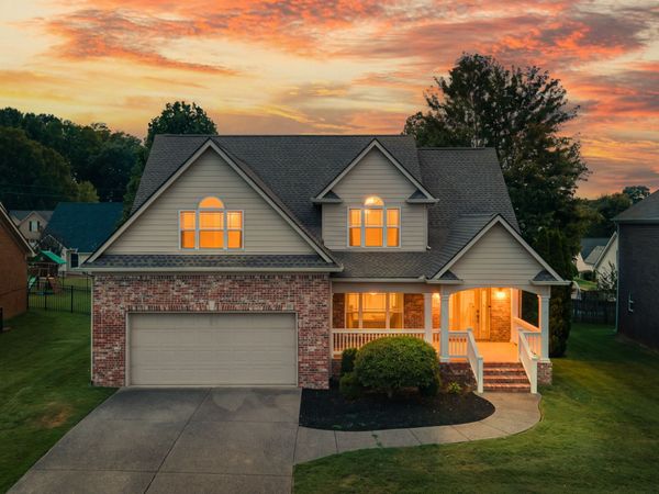 2042 Sunflower Dr , Spring Hill, TN 37174