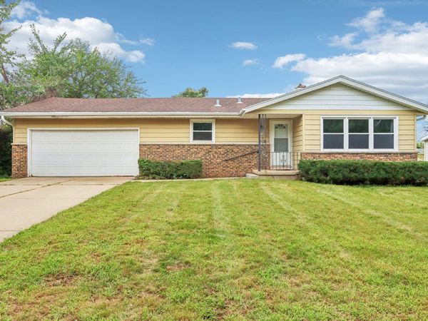 2218 Catalpa Rd, Madison, WI 53713