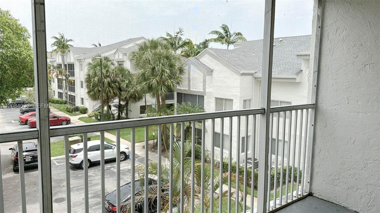 5740 Rock Island Rd , Unit 295, Tamarac, FL 33319 Photo