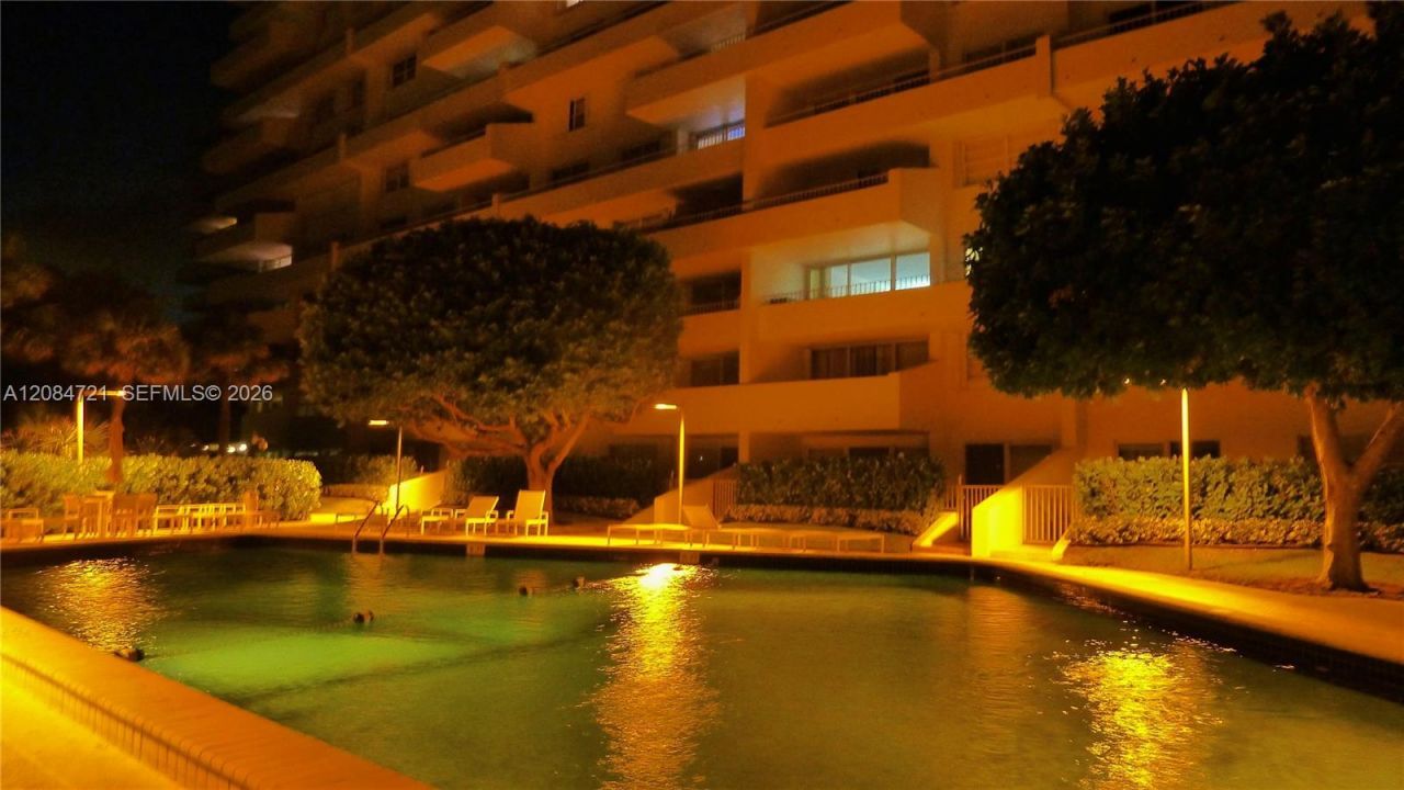 177 Ocean Lane Dr, Unit 412, Key Biscayne, FL 33149 Photo