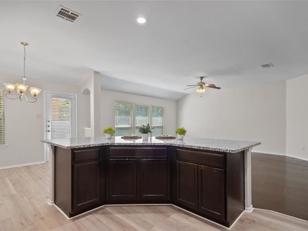 805 Hazels Way, Anna, TX 75409