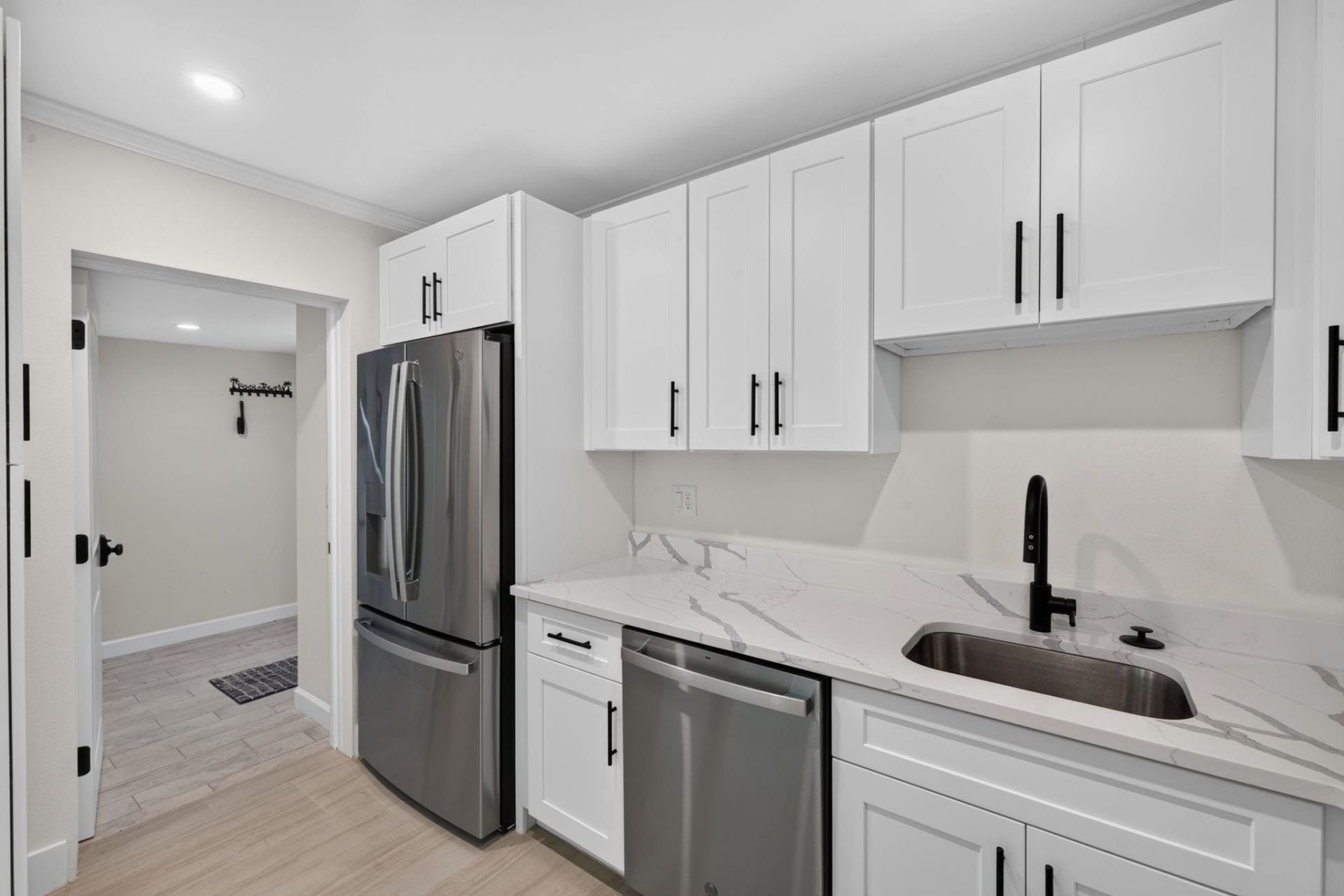 2840 W Gulf Dr, Unit 4, Sanibel, FL 33957 Photo