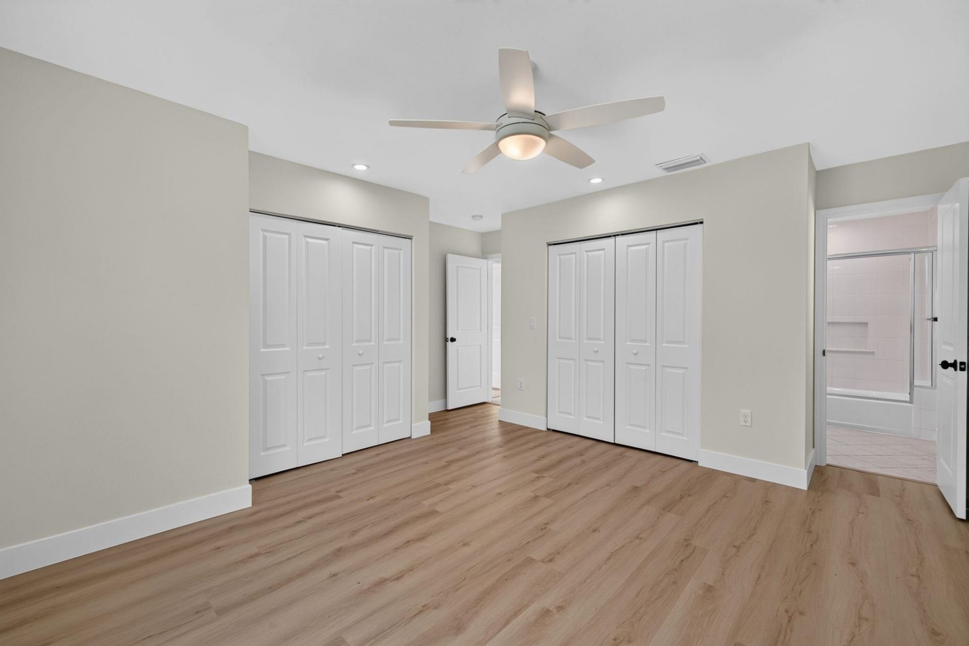 2840 W Gulf Dr, Unit 4, Sanibel, FL 33957 Photo