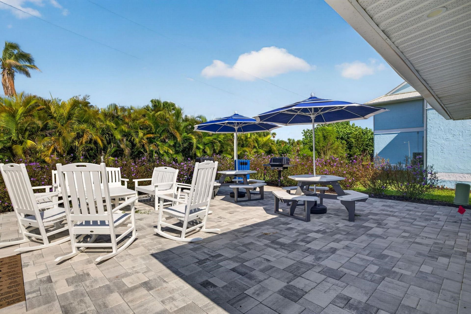 2840 W Gulf Dr, Unit 4, Sanibel, FL 33957 Photo