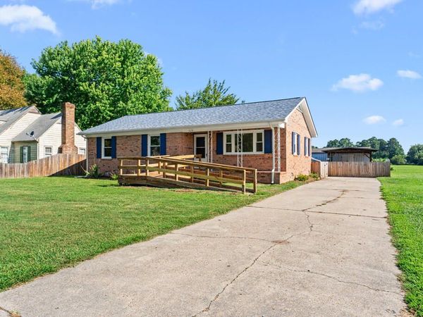 528 Ware Avenue, TAPPAHANNOCK, VA 22560