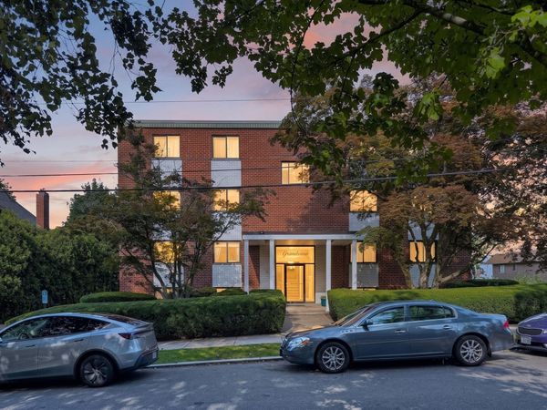 100 Grand View Ave, Unit 7B, Quincy, MA 02170