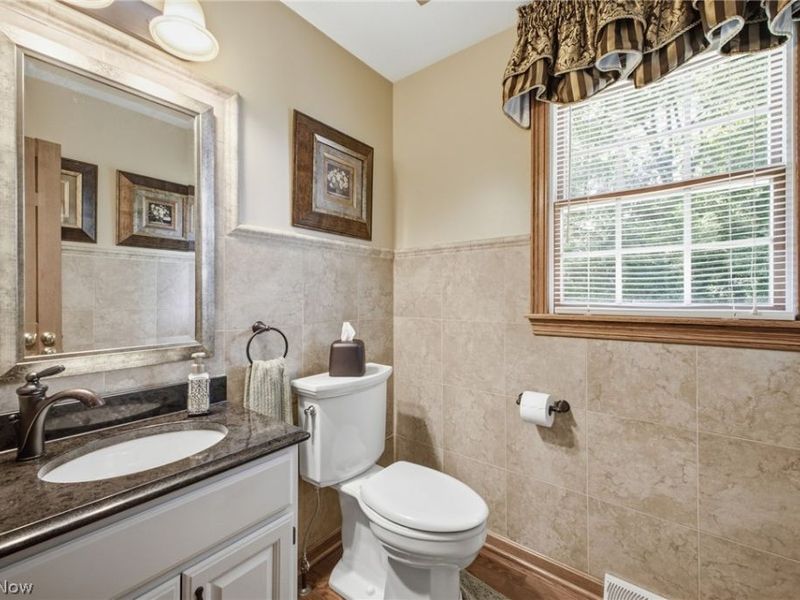 279 Jade Circle, Canfield, OH 44406 Photo 24