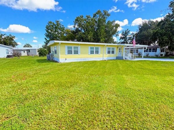 21 N BOBWHITE ROAD, WILDWOOD, FL 34785