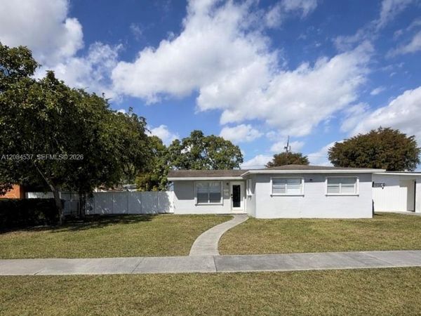 12221 SW 188th St , Miami, FL 33177