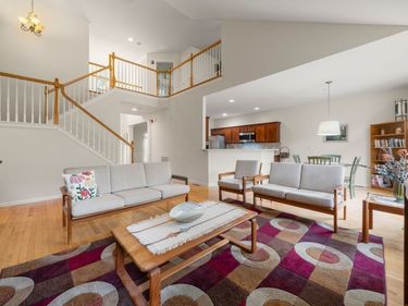 31 Stonebridge Dr, Unit 31, Hanson, MA 02341