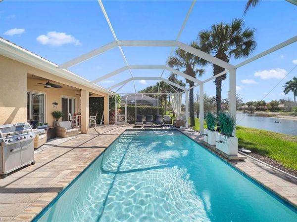 14321 Manchester DR , NAPLES, FL 34114