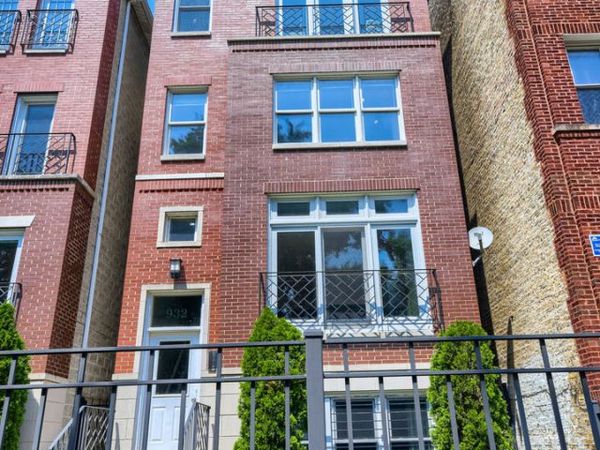 932 W George Street , Unit 1, Chicago, IL 60657
