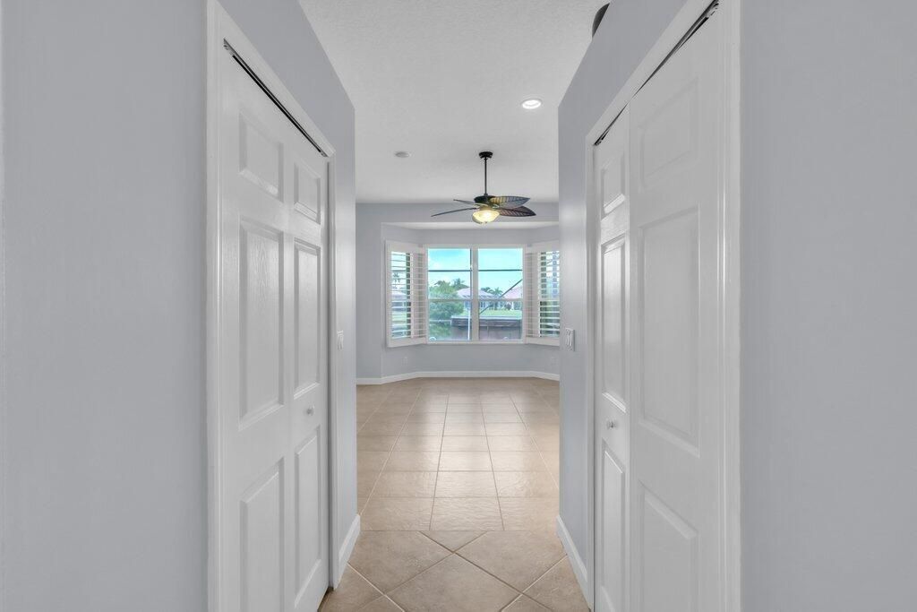 688 SW Lake Charles Circle, Port Saint Lucie, FL 34986 Photo