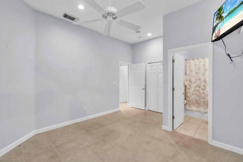 688 SW Lake Charles Circle, Port Saint Lucie, FL 34986 Photo