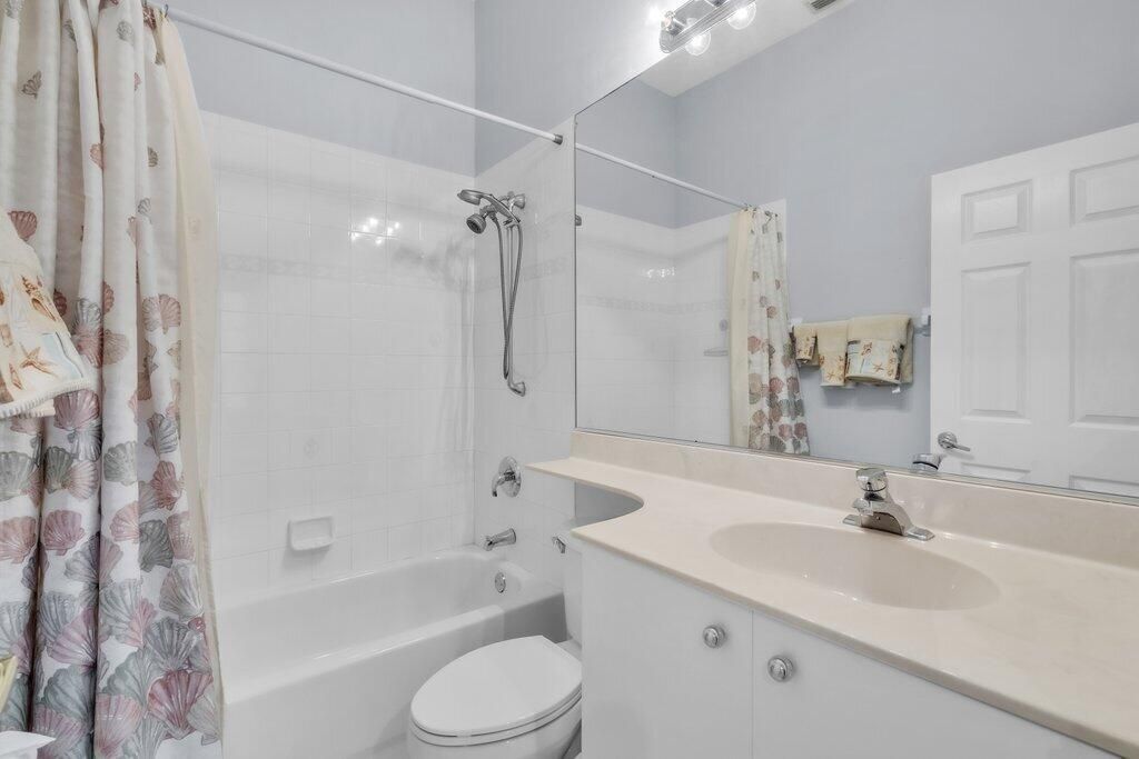 688 SW Lake Charles Circle, Port Saint Lucie, FL 34986 Photo