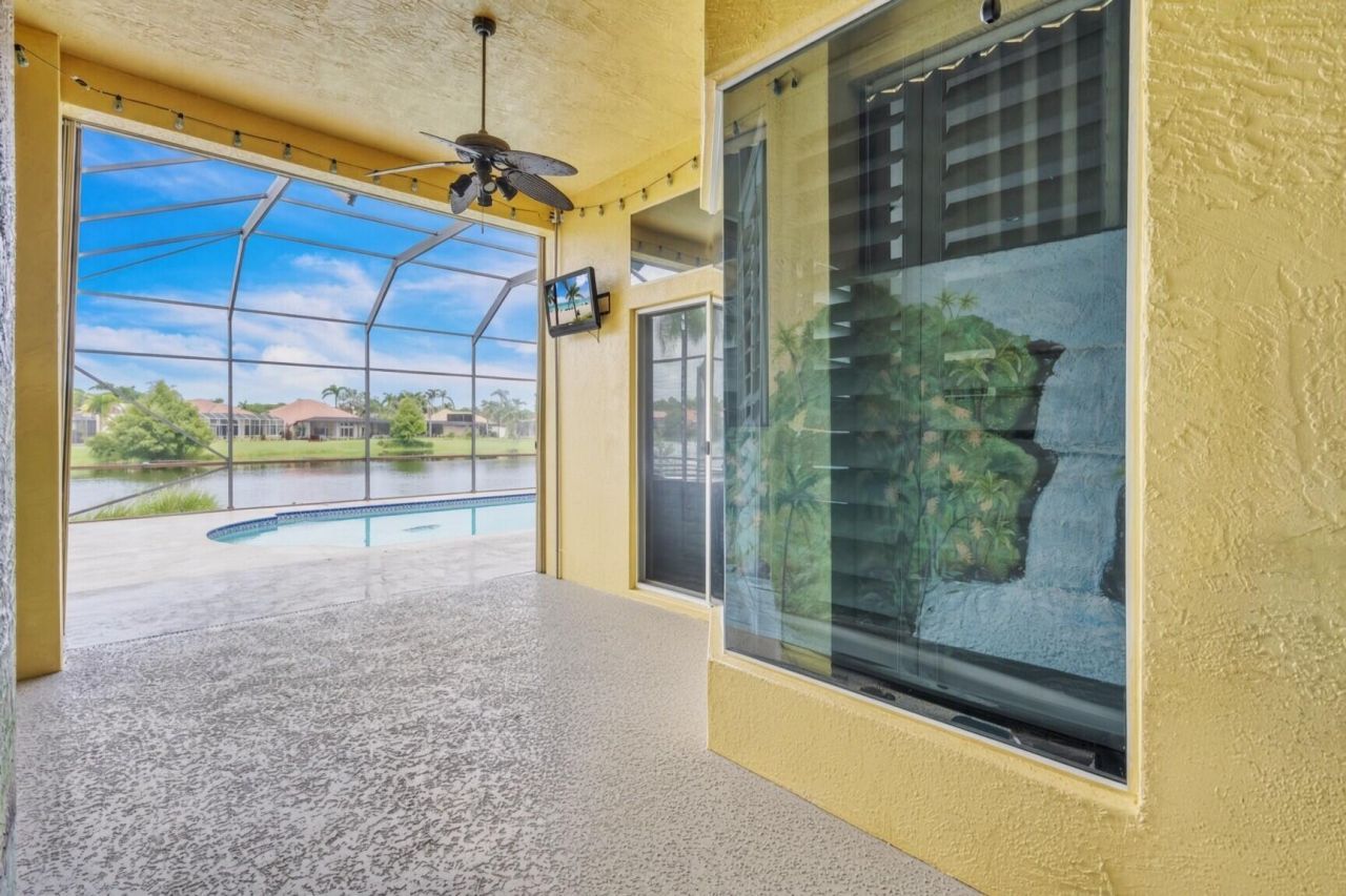 688 SW Lake Charles Circle, Port Saint Lucie, FL 34986 Photo