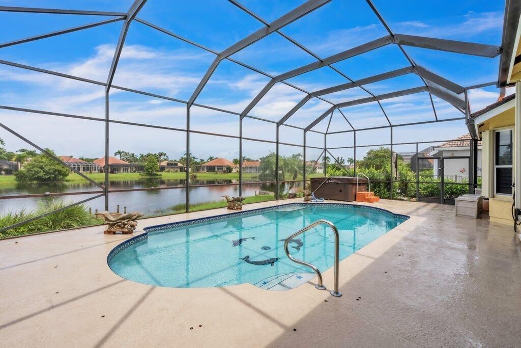 688 SW Lake Charles Circle, Port Saint Lucie, FL 34986 Photo