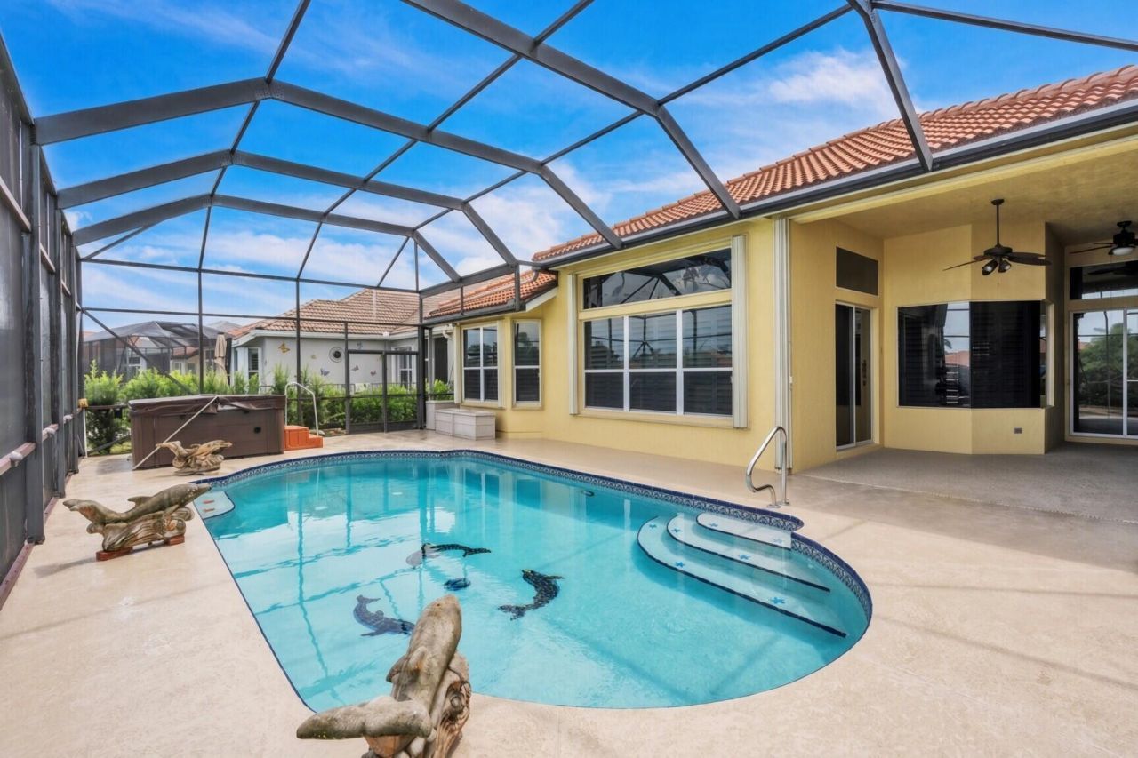 688 SW Lake Charles Circle, Port Saint Lucie, FL 34986 Photo