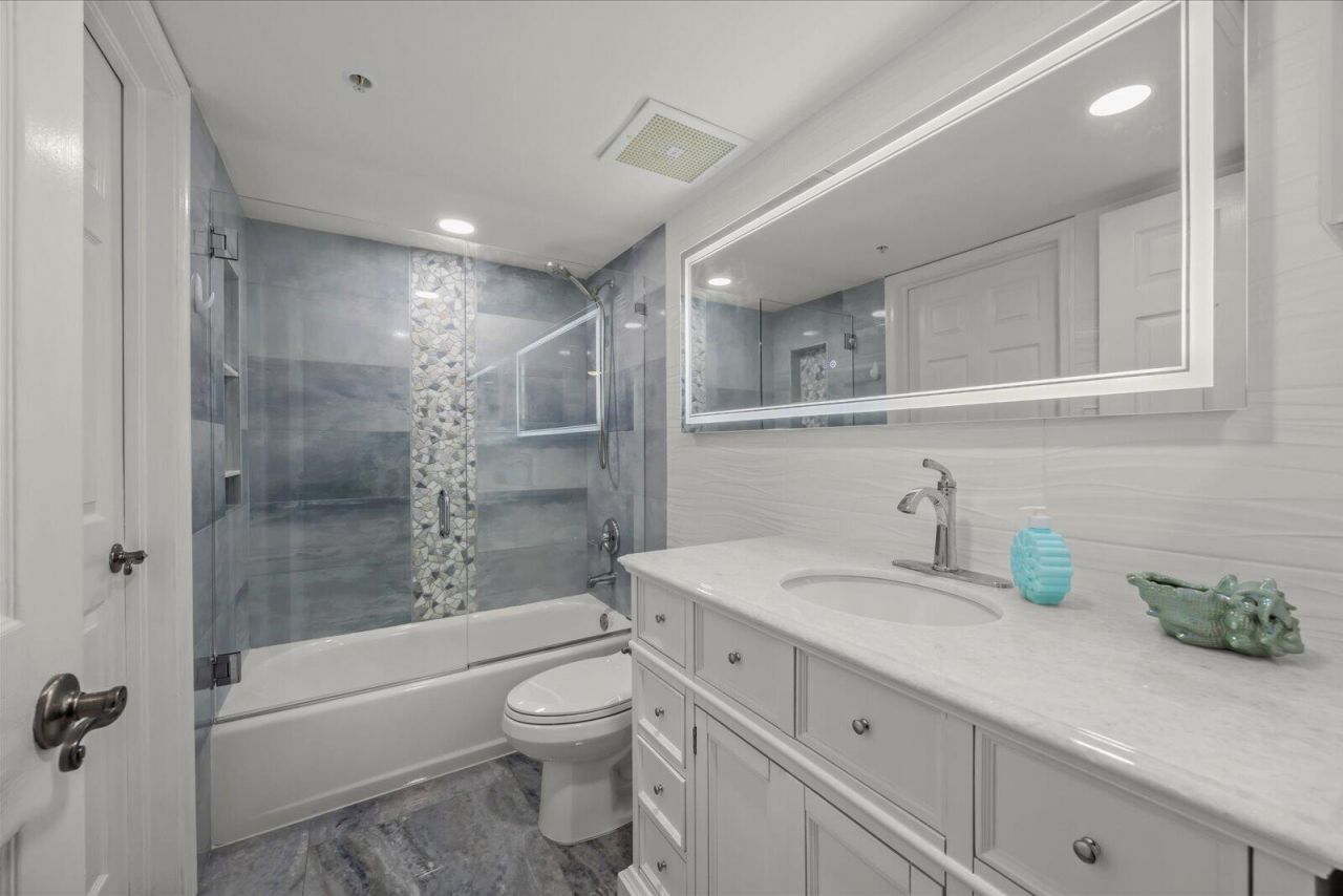 5167 N Highway A1a, Unit 201, Fort Pierce, FL 34949 Photo