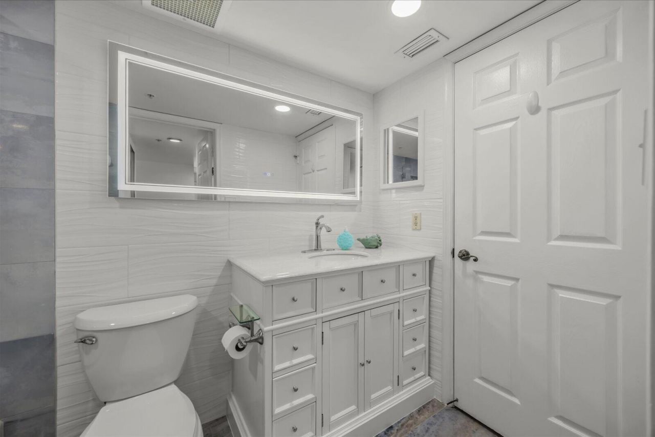 5167 N Highway A1a, Unit 201, Fort Pierce, FL 34949 Photo