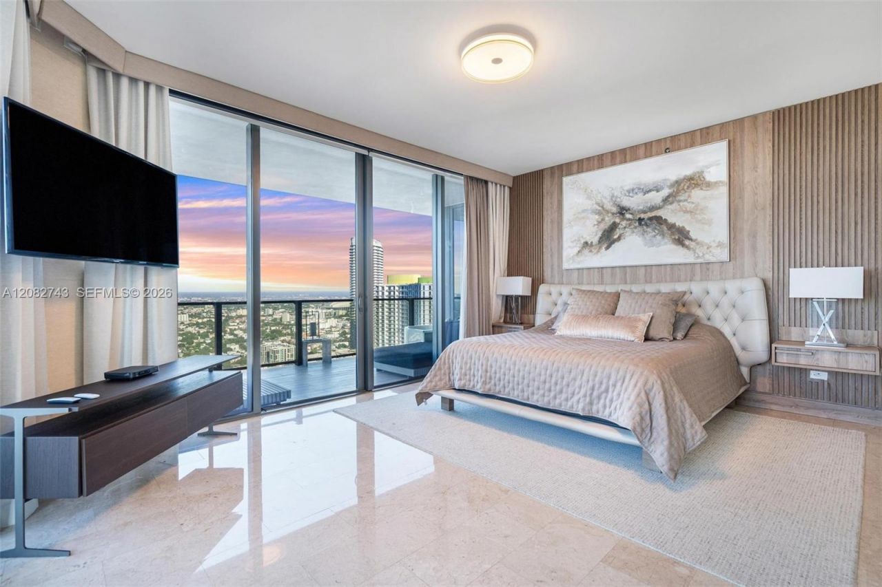 88 SW 7th St , Unit 3801, Miami, FL 33130 Photo