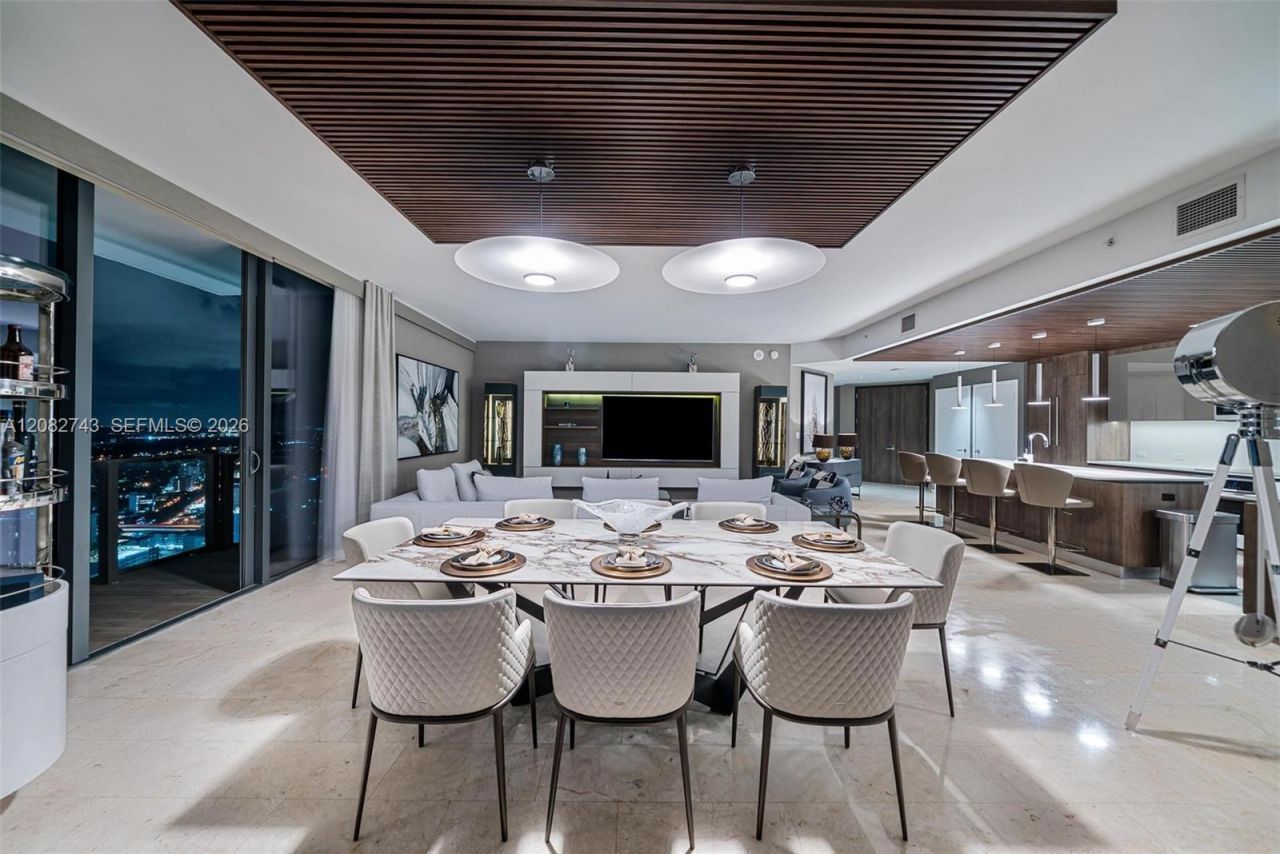 88 SW 7th St , Unit 3801, Miami, FL 33130 Photo