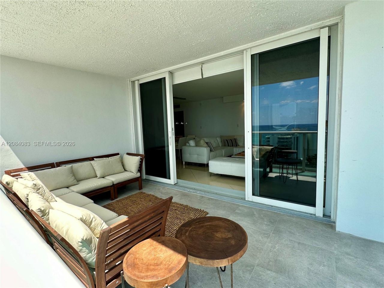 100 Bayview Dr, Unit 1405, Sunny Isles Beach, FL 33160 Photo