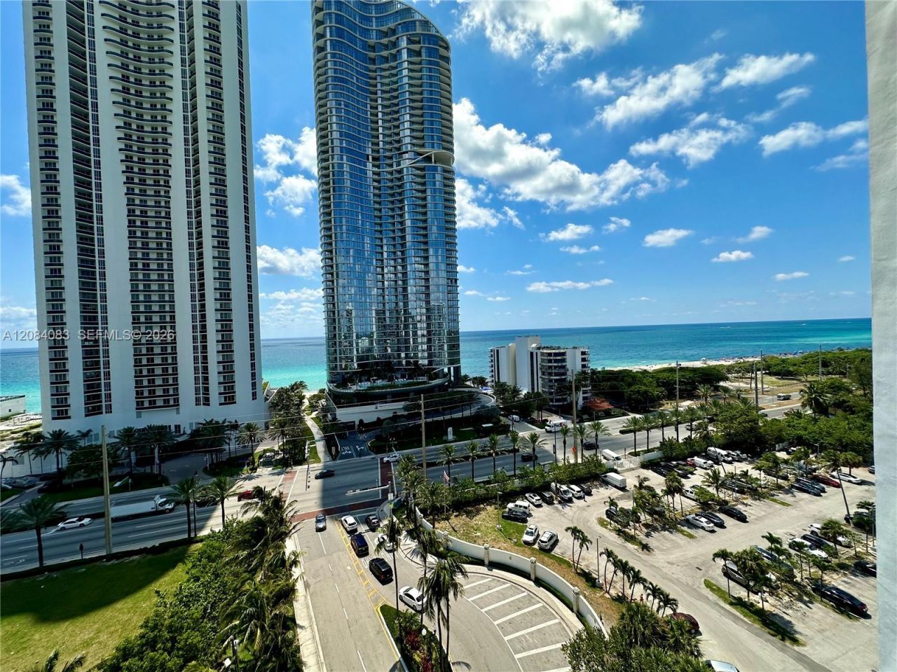 100 Bayview Dr, Unit 1405, Sunny Isles Beach, FL 33160 Photo