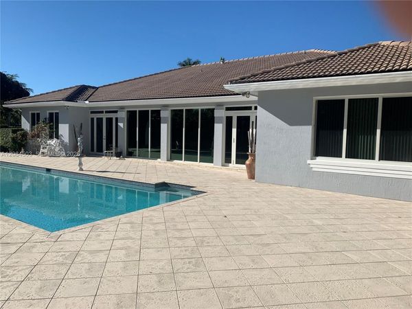 7625 SW 75th Ave, Miami, FL 33143