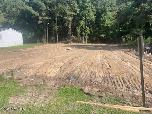 72 Edgewood Street , Clarkton, NC 28433
