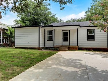 3728 Peach Street, Fort Worth, TX 76040