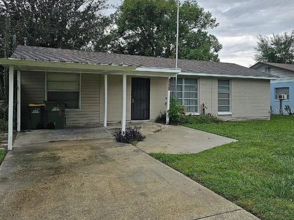 1007 FLAMINGO DRIVE, LEESBURG, FL 34748